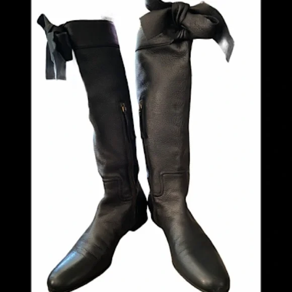 MIU MIU Black Leather Bow Boots